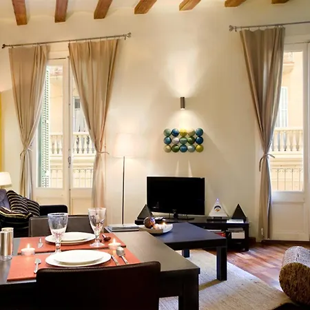Picasso Apartment